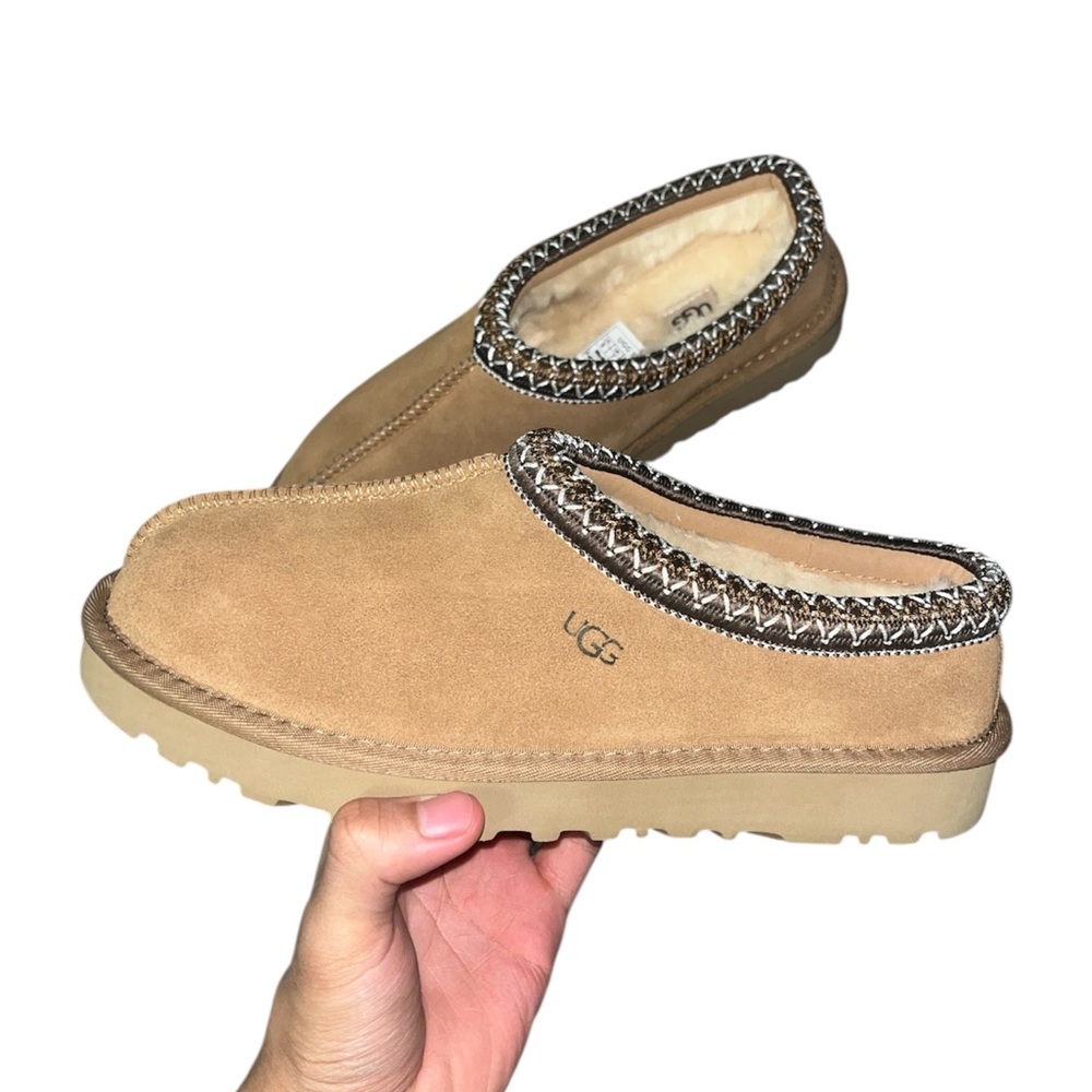 UGG Tasman Suede Women’s Slippers size 11 in Chestnut color way